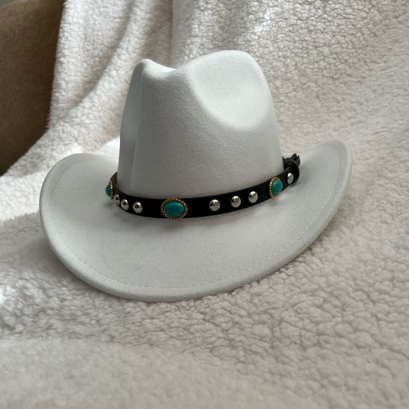 White Cowboy Hat - Picture 3 of 5